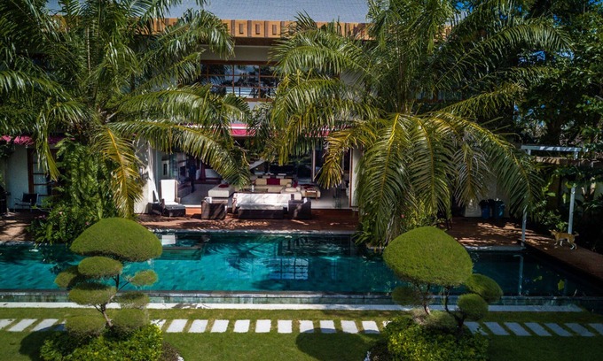 Umalas Villa | The Ultimate 5 Star Holiday Villa next to Berawa Beach, Fully Staffed, Bali Villa 2109