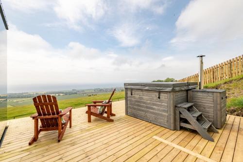 Leven Cabin | The View At Lahill Craig - Duncan