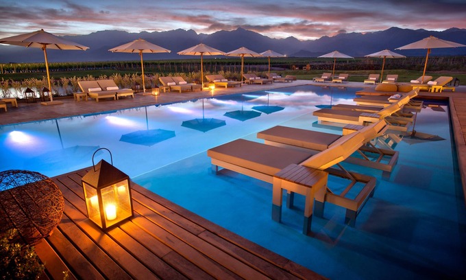 Vista Flores Hotel | The Vines Resort & Spa