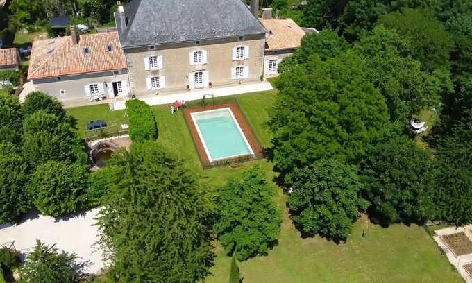Limalonges Other | ‘The West Wing’ Gite at Le Logis De Limalonges.