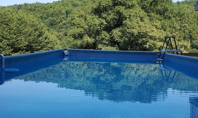 Vahagnadzor House | The Whispering Oaks Retreat