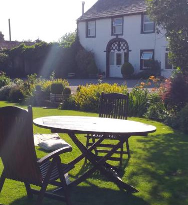 Penrith House | The White House Guest House