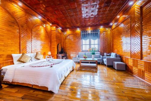 Soc Son Hotel | TheKing Hotel