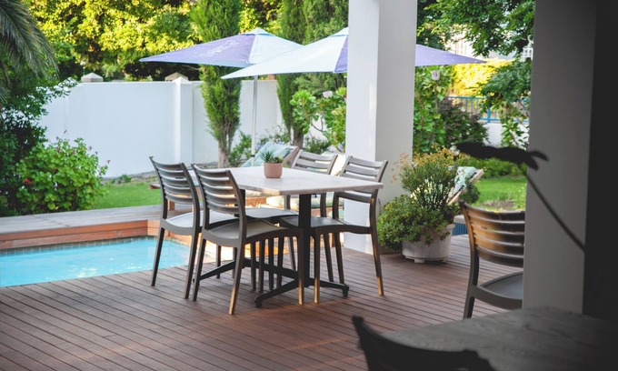 Franschhoek Hotel | theLAB BLUE
