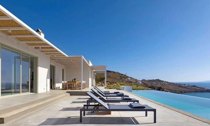 Tinos Town Villa | Thetis - Four Bedroom Villa, Sleeps 8
