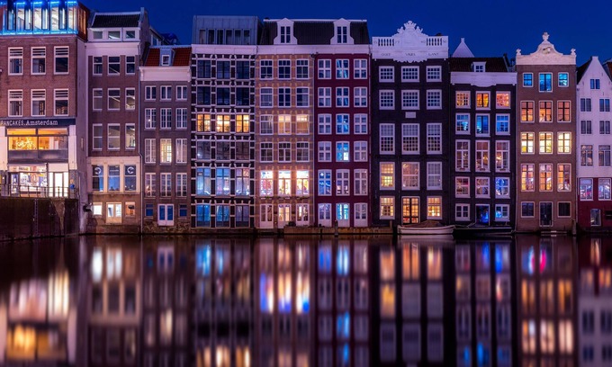 Red Light District Hostel | This Hostel