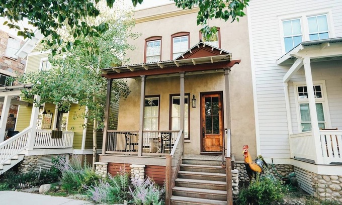 Buena Vista House | This house is a 3 bedroom(s), 2.5 bathrooms, located in Buena Vista, CO.