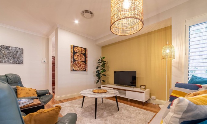 Boya House | This house is a 3 bedroom(s), 2 bathrooms, located in Greenmount, Western Australia.