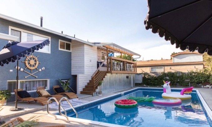 Central Okanagan House | This house is a 3 bedroom(s), 2 bathrooms, located in Kelowna, BC.