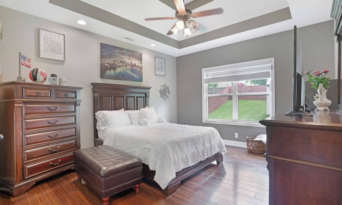 Clarksville House | This house is a 4 bedroom(s), 3 bathrooms, located in Clarksville, TN.