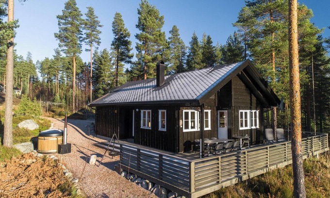 Vradal House | This lovely holiday home with breathtaking views is suitable for 8 people. Located in the middle of nature and close to Vrådal center.