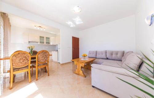 Kastel Gomilica Apartment | Three-Bedroom Apartment In Kastel Gomilica