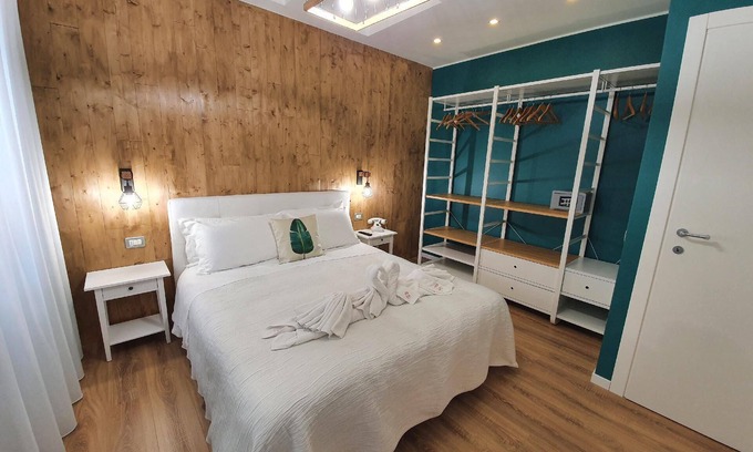 Chioggia Apartment | three-room flat with private balcony