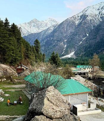 Rakchham House | ThrillEscape - Stay in Cottages & Tents