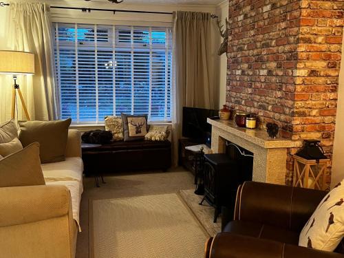 Luss House | Tickety-Boo Luss Loch Lomond