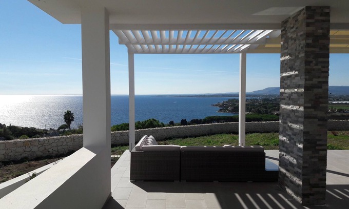 Syracuse Villa | Timeless: indipendent villa with infinity pool and breathtaking panoramic view