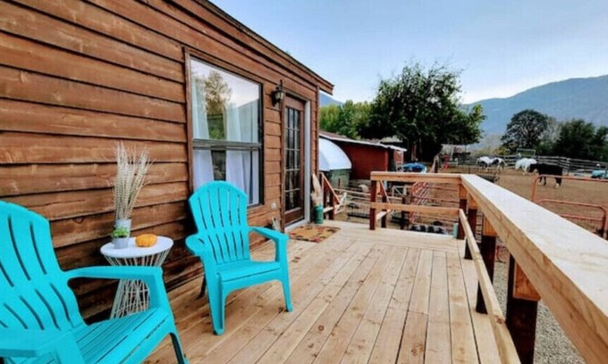 Three Rivers Other | Tiny house experience with horses, goats and pigs. Near Sequoia National Park