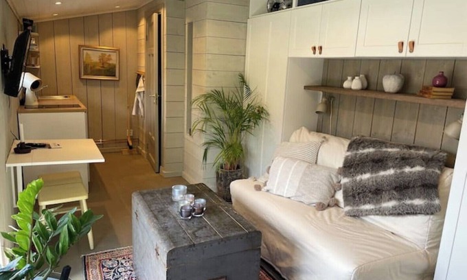 Mariefred Apartment | Tiny house in the old part of Mariefred
