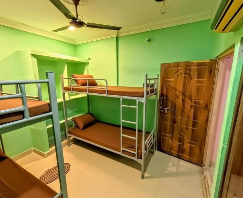 Rajahmundry Apartment | Tiny Hub, Smart & Comfy Rooms