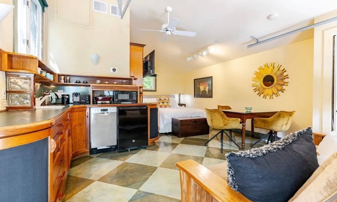 Clarksville House | Tiny Tasteful 2