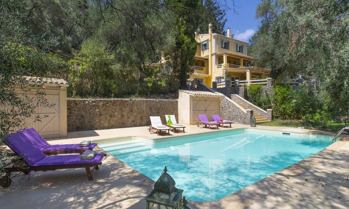 Limni House | TITANIA-Luxurious Holidays by the Pool at IL Giardino Segreto Di Prospero