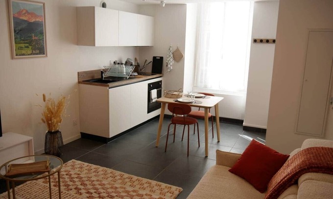 Bagneres-de-Bigorre Apartment | To complete