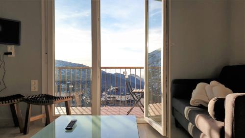 Pradollano Apartment | TODOSIERRANEVADA ZONA BAJA - EDIFICIO ATLAS - VISTAS A LA MONTANA - Junto a los Telecabinas