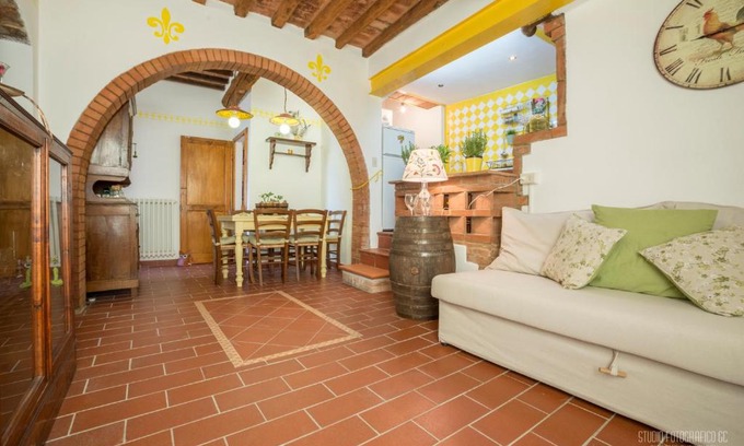 Certaldo Alto Apartment | Tognazzi Casa Vacanze - Casa Il Giglio