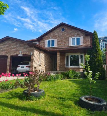 Mississauga House | Tom Oker唐人之家