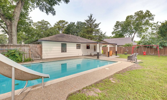 Tomball House | Tomball Home w/Game Room: Walk to Main Street!