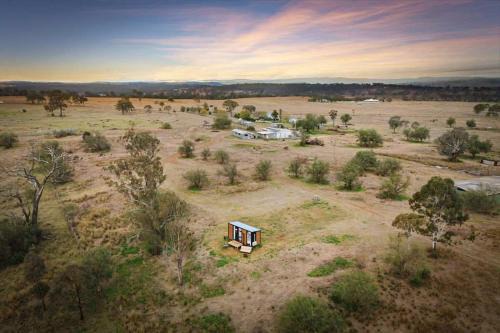 Goombungee House | Toowoomba Valley Views by Tiny Away