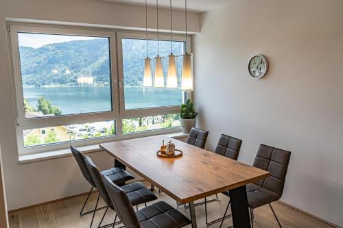 Annenheim Apartment | Top 9 Alpe Maritima - Lakeview Apartment mit Bergkulisse