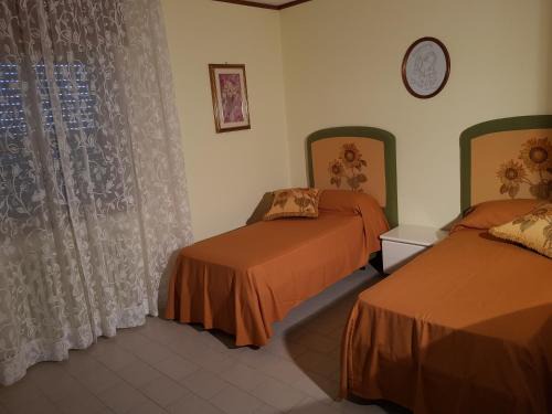 Sant'Eufemia Lamezia Apartment | Top bedroom GOLFO - Le Lincelle, Lamezia - 2 extra large single beds