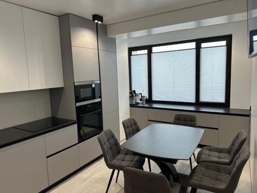 Chisinau Apartment | Top Central Premium Comfort, VIP 2-BR Chisinau