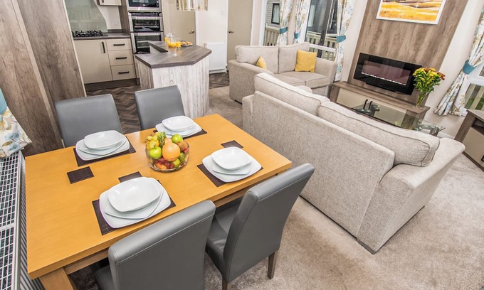 Otterton House | Top of the range and extremely spacious five star luxury holiday home.