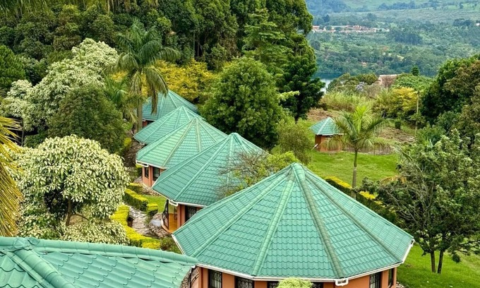 Fort Portal Cabin | Top of the World Lodges Fort Portal