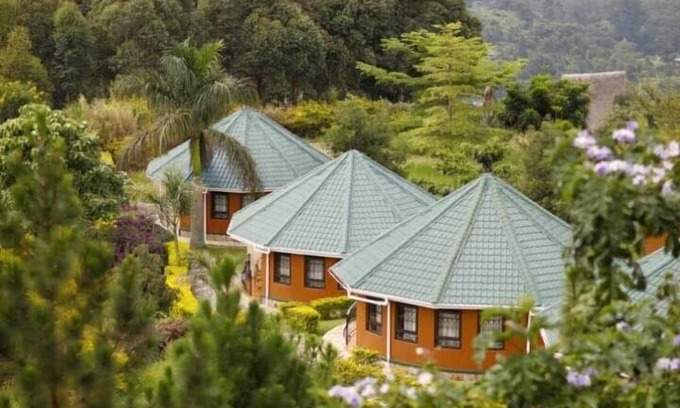 Fort Portal Cabin | Top of The World Lodge