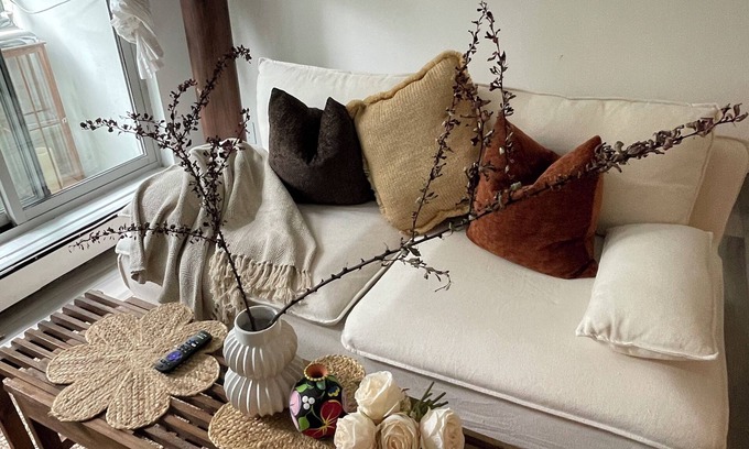 Forest Hill South Apartment | Toronto 1 bed 1bath condo with 1 parking near Casa Loma closer to subway