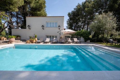Alcoletge Villa | Torre Lolita - House in Lleida for 8 with pool and tennis court