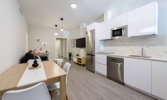 Torrejon de Ardoz Apartment | TORREJÓN SUITES APARTMENT. Low 6