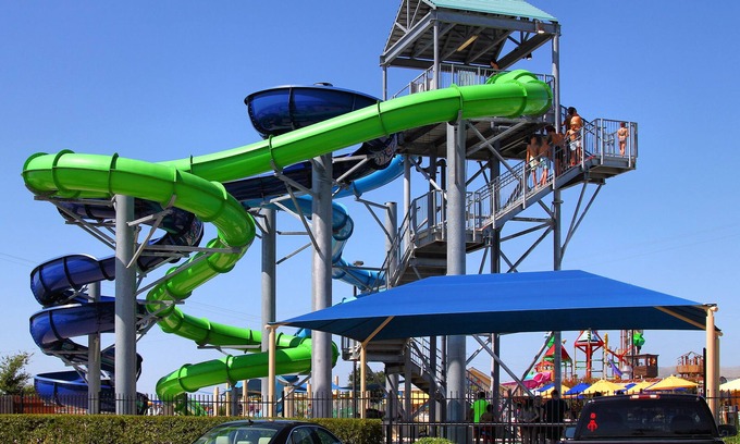 Katy Hotel | Tour Around Katy! Relaxing Unit w/Free Bfast, Visit LaCenterra at Cinco Ranch!