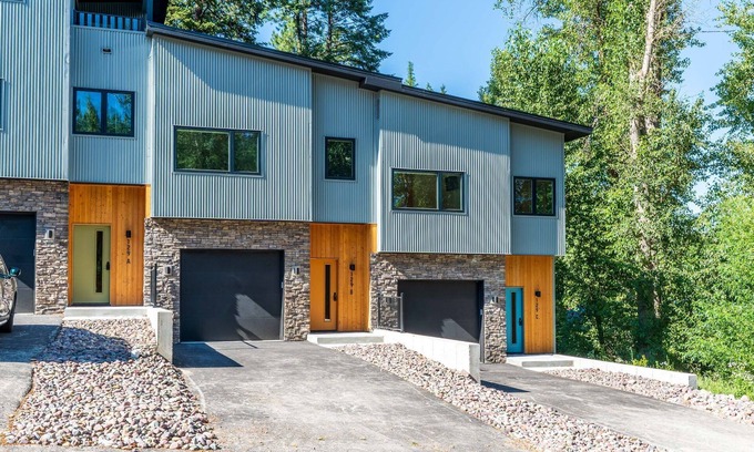 Columbia Falls House | Townhome Near Glacier&Whitefish in Columbia Falls