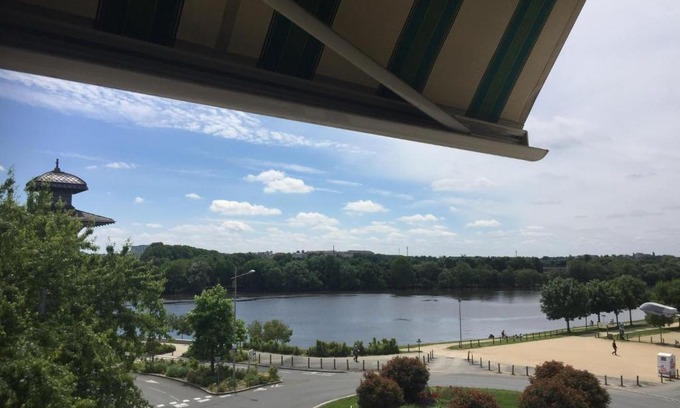 Belle-Beille Apartment | Très bel appartement vue Maine