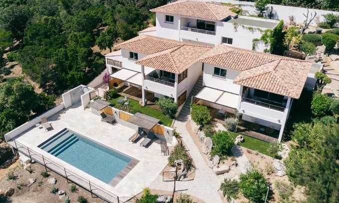 Sainte-Lucie-de-Porto-Vecchio Apartment | Très belle Résidence vue mer et piscine chauffée - BACCALOCATION