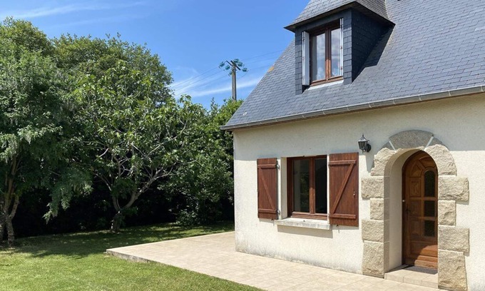 Plevenon House | Très Jolie Maison Dans le Bourg de Plévenon