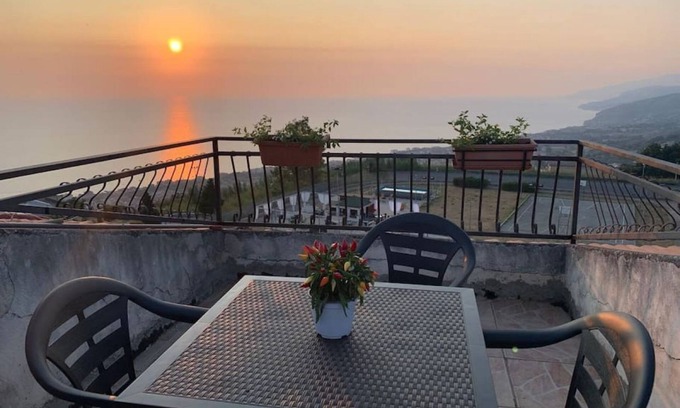 Fuscaldo Apartment | Tra mari e monti - Apartment between sea and mountains equippe