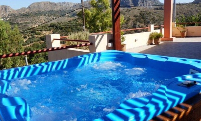 Latziana Villa | Traditional Stone Villa with Private Pool and AC, near to beautiful Beaches!