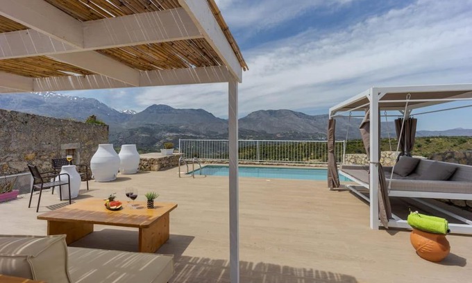 Agios Myronas Villa | Tranditional Stone House