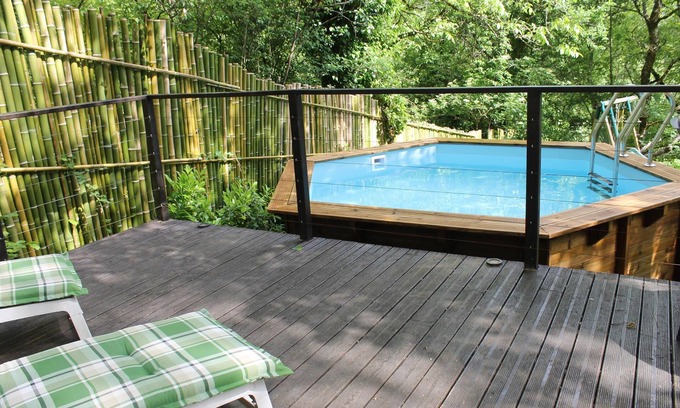 Saint-Antonin Noble Val Apartment | Tranquil studio with private pool- 5 mins walk to stunning medieval village!
