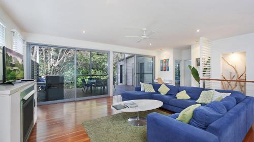 Killcare House | 'Tranquil Beachside Escape' by HolidayCo